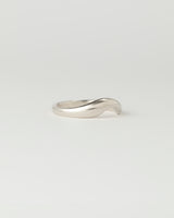 Dune Petite Ring - Plain - White Gold