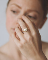 Mini love heart signet gold
