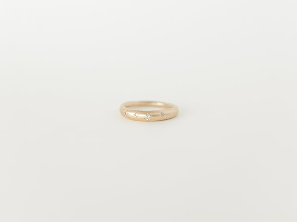 Fine celestial dome ring gold