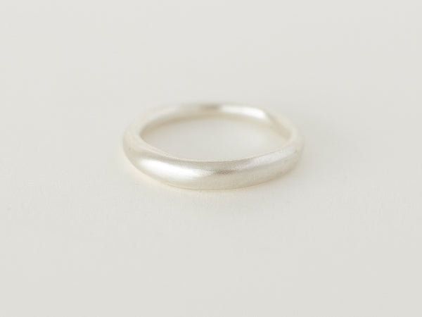 Fine dome ring plain silver