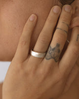Wide Band - white gold