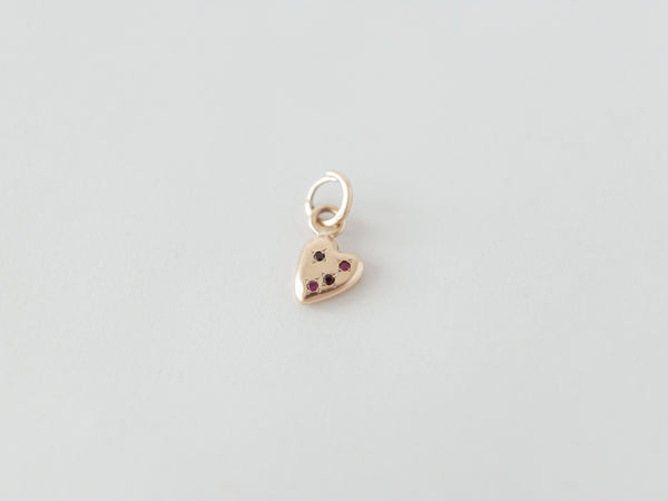 Coeur - Love Charm Pendant Gemstones Gold