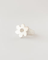 Daisy signet ring silver