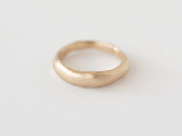 Molten ring gold