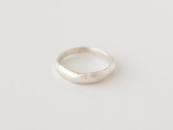 Molten ring silver