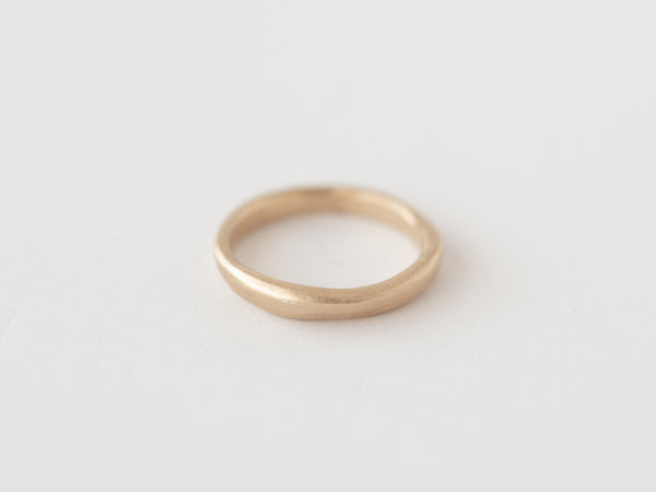 Fine molten ring gold