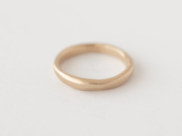 Fine molten ring gold