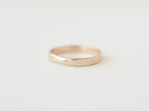 Fine molten band gold