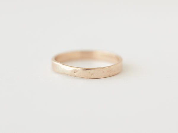 Fine molten band gold
