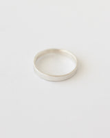 Fine molten band silver