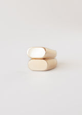 Oval signet ring gold - ready to ship