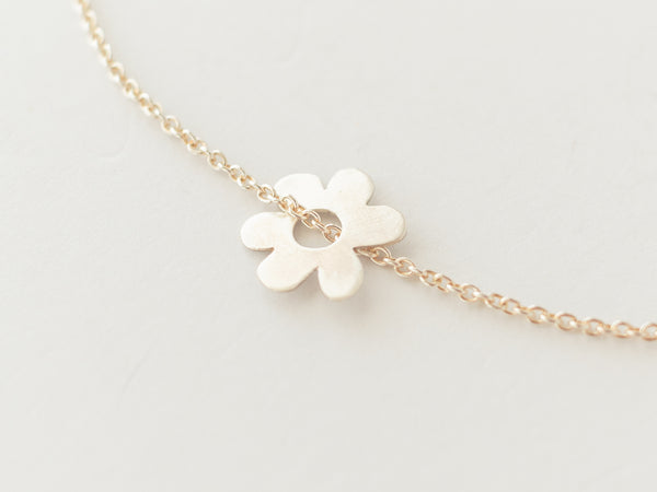 Holy daisy necklace gold - ready to ship