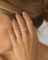 Lune Band Quatre Yellow Gold