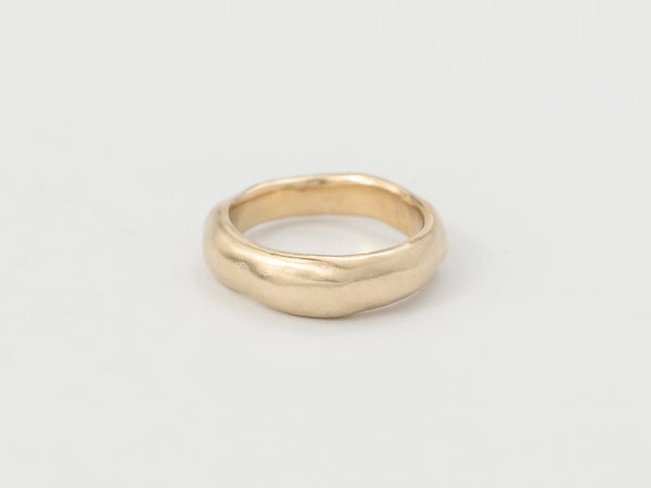 Molten ring gold