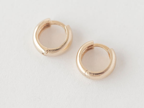 Mini Chunky huggies gold