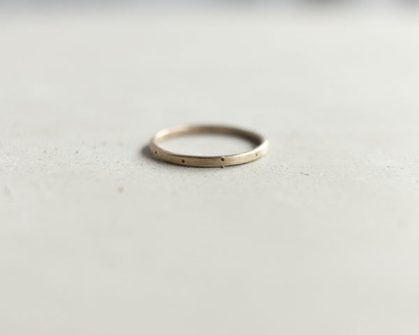Daisy chain ring gold - ready to ship