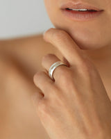 Astral Ring White Gold