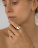 Aurore Plain + Wave Une Stack Yellow Gold