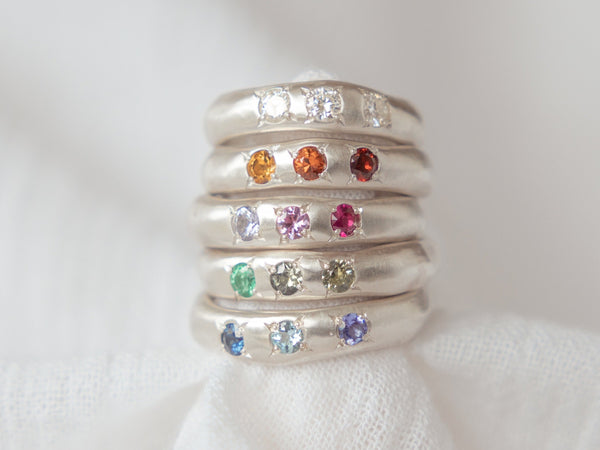 Molten colourway ring silver