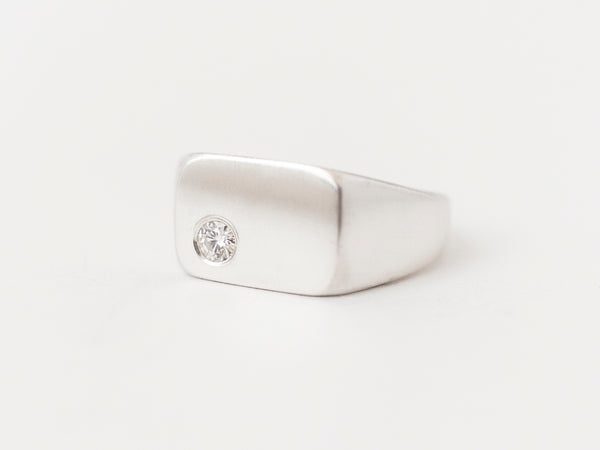 Ellipse Signet Une Silver