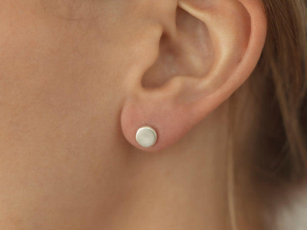 Lune Studs White Gold