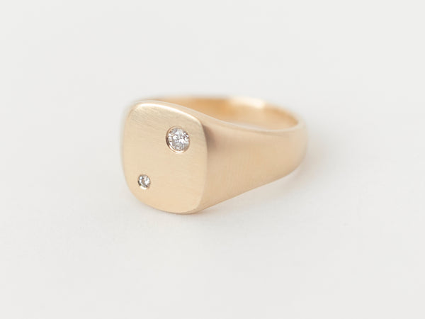 Nova Signet Mini Deux Yellow Gold