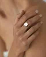 Nova Signet Mini Deux Yellow Gold