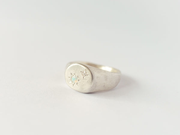 Round multi-gemstone signet silver