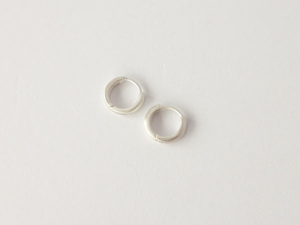 Round Huggies silver
