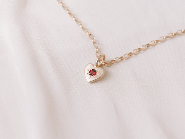 Mini loveheart necklace gold