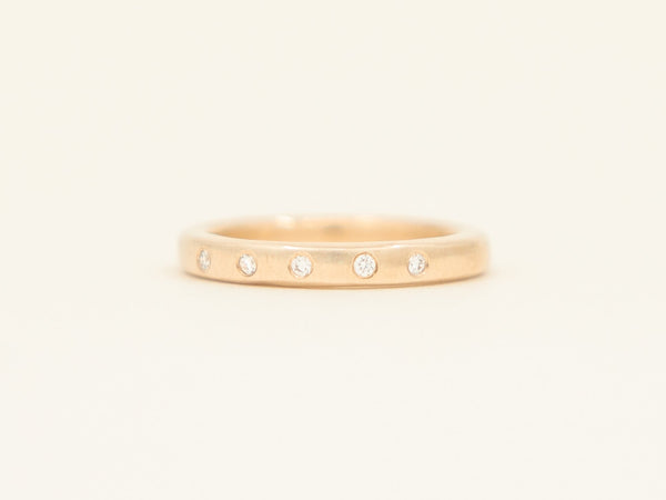 Fine Band - yellow gold - with stones