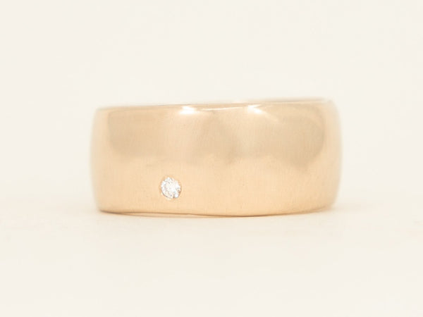 Extra Wide Band - yellow gold - with single stone