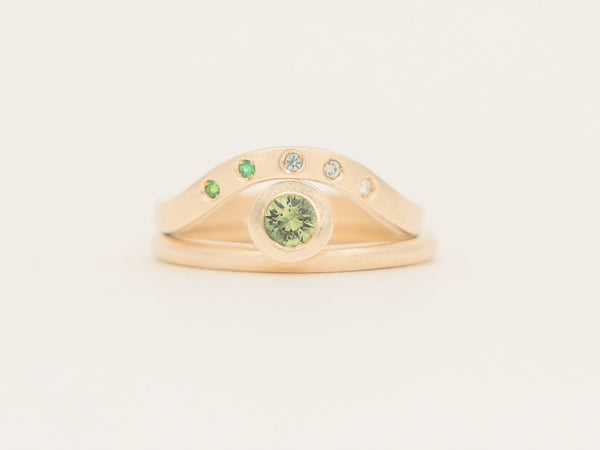Olive Signature Stack - yellow gold