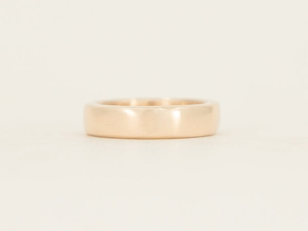 Medium Band - yellow gold