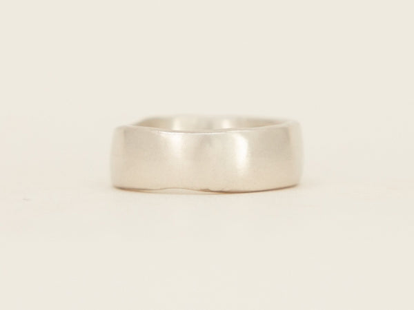 Wide Band - white gold