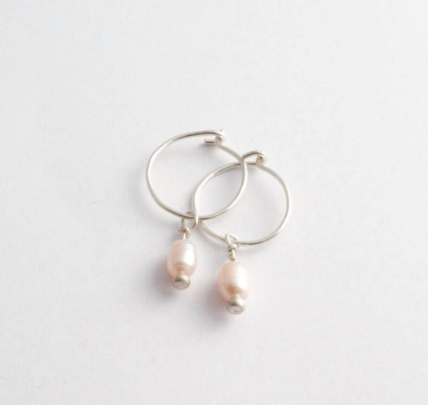 Mini pearl hoops silver - wholesale