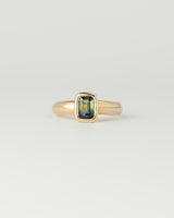 Aurora Solitaire - Emerald Cut Parti Sapphire - Yellow Gold
