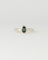 Néve petite Solitaire - Oval Parti Sapphire - White Gold