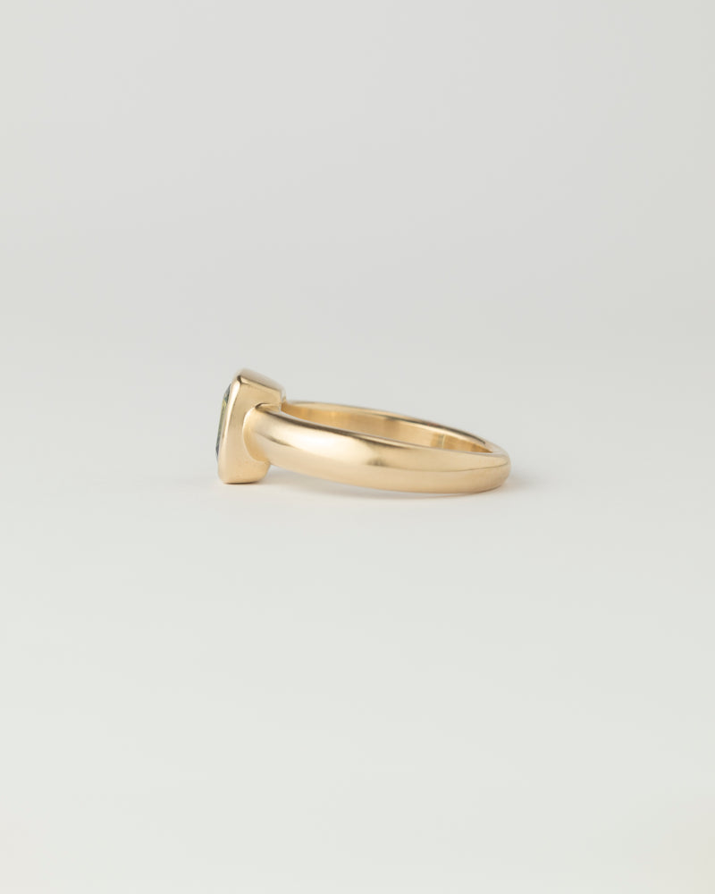 Aurora Solitaire - Emerald Cut Parti Sapphire - Yellow Gold