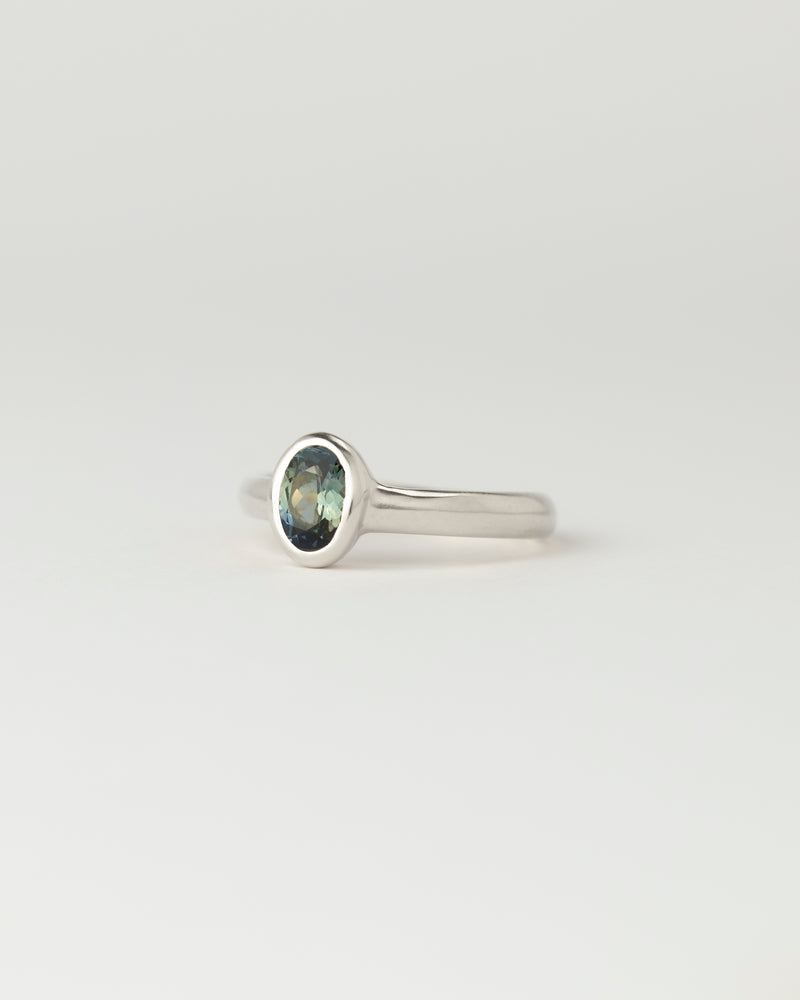 Néve petite Solitaire - Oval Parti Sapphire - White Gold