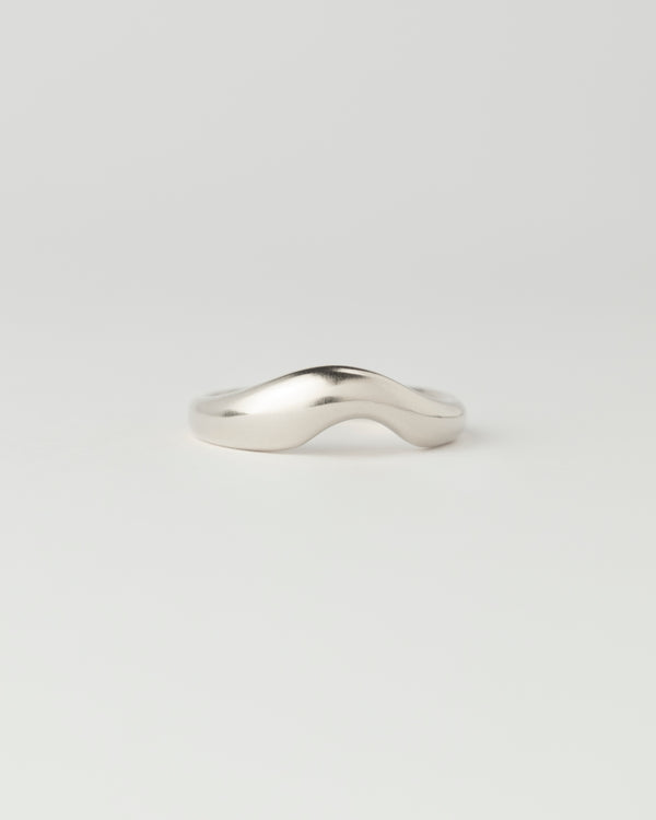 Dune Ring - Plain - White Gold