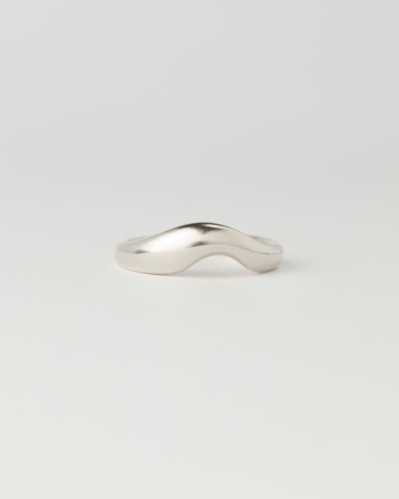 Dune Ring - Plain - White Gold
