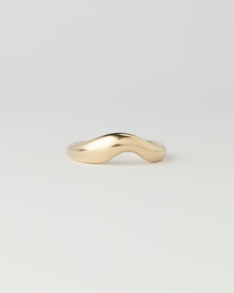 Dune Ring - Plain - Yellow Gold