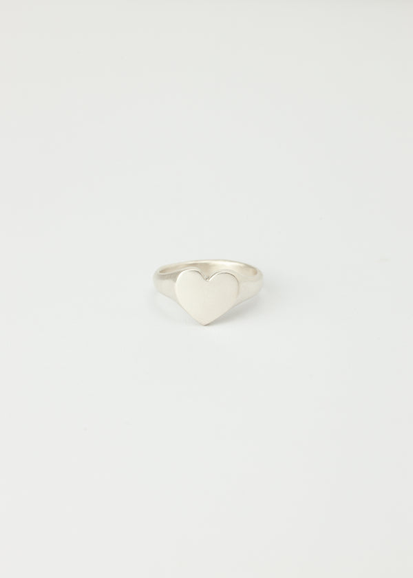 Mini love heart signet ring silver
