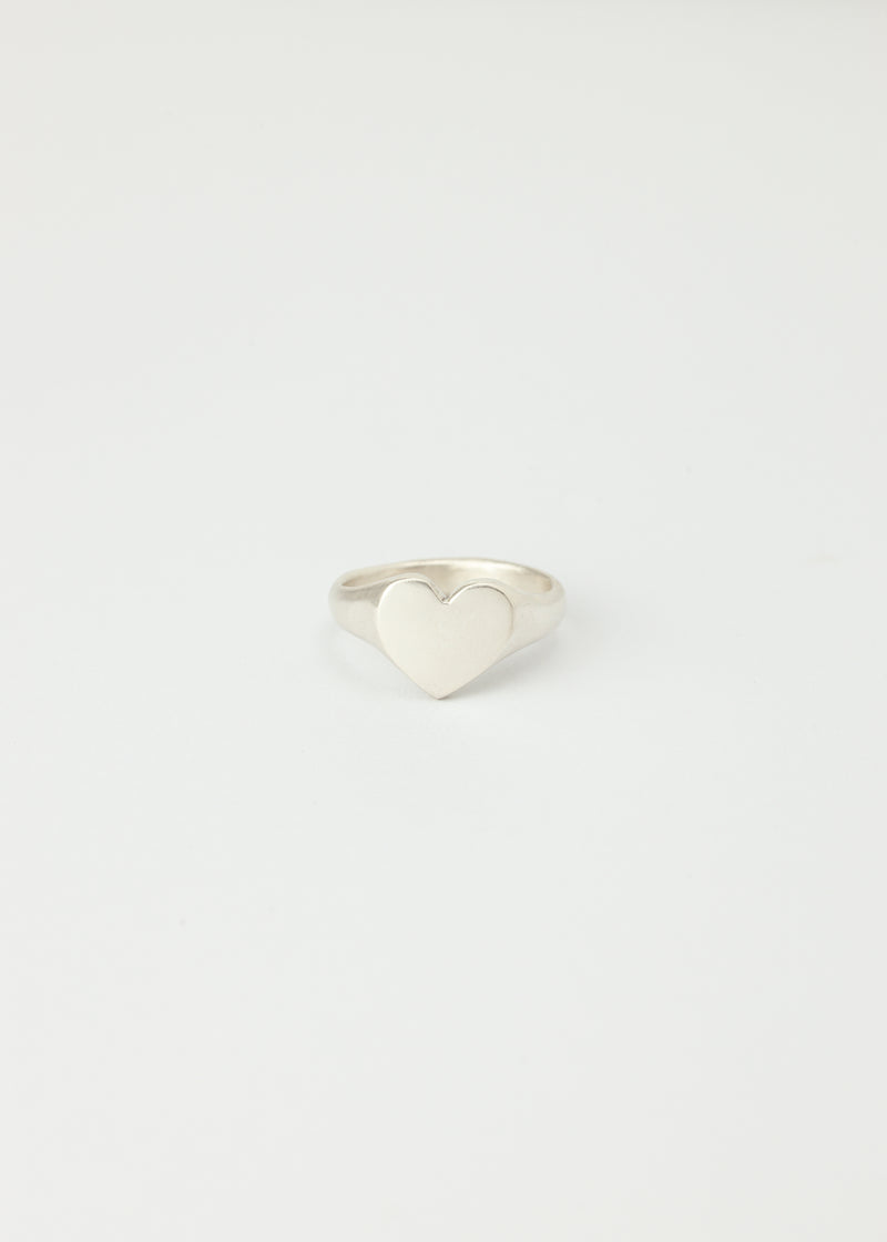 Mini love heart signet ring silver