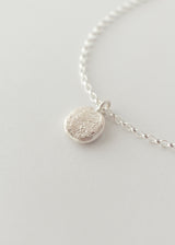 Mini puppy print necklace silver