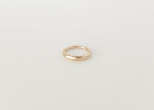 Fine dome ring plain gold - ready to ship