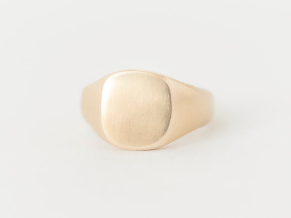 Nova Signet Mini Yellow Gold