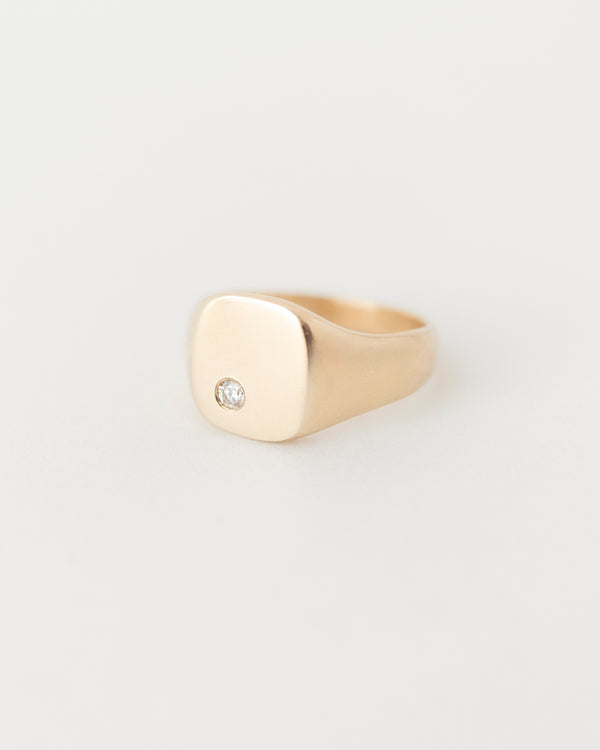 Nova Signet Mini Une Yellow Gold
