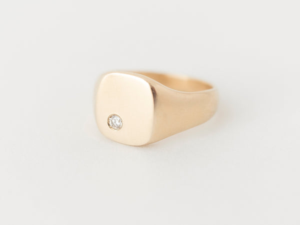 Nova Signet Mini Une Yellow Gold